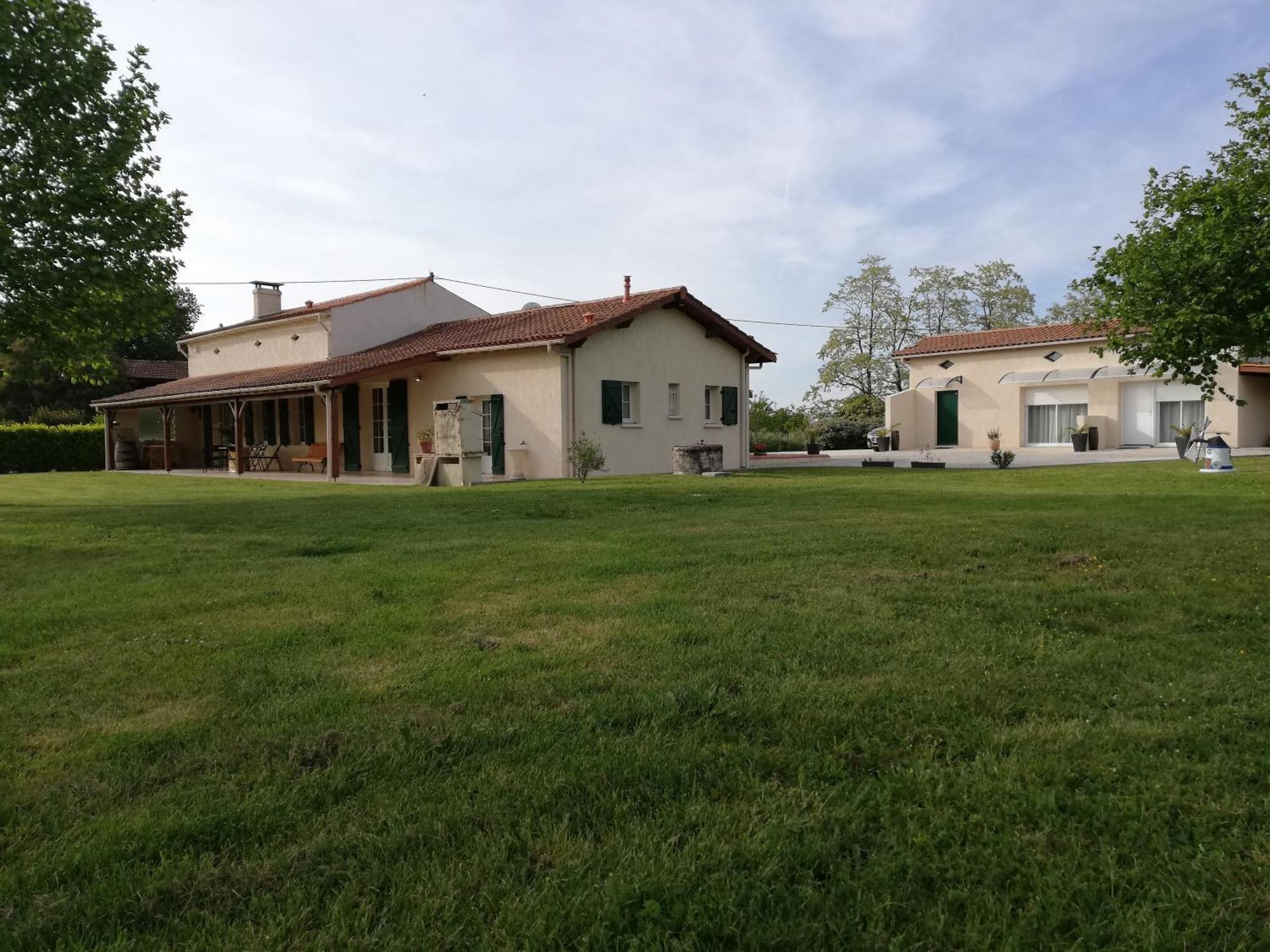 La Mancine Laulan Bed & Breakfast Jau-Dignac-et-Loirac Dış mekan fotoğraf