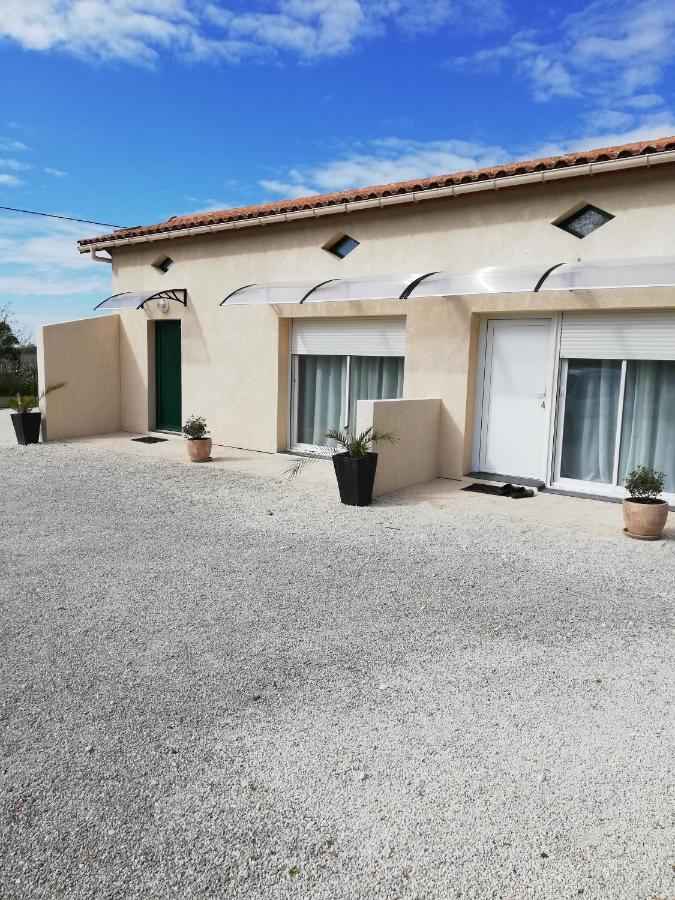 La Mancine Laulan Bed & Breakfast Jau-Dignac-et-Loirac Dış mekan fotoğraf